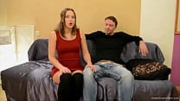 A blonde amateur takes advantage of her pal.