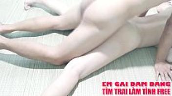 I had cravings after spending the entire night playing with new guys, and I was quite happy.