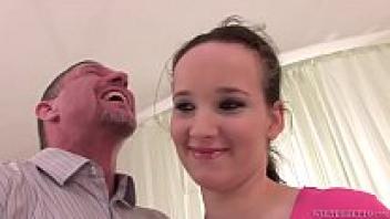 Nicoll Get's beloved hairy pussy