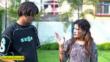 Sex between an Indian unmarried couple! got divorced and is currently dating openly.