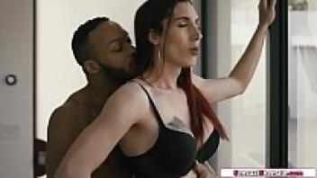 TS Melanie Brooks's cheating boyfriend barebacks