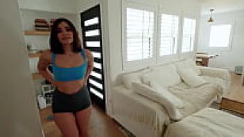 Violet Starr, a big Latina pornstar, adores her big Dick flatmate.