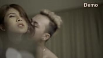 Vietnam's Ba Duy Idol Singer Binh Dinh