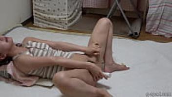 Orgasm Masturbating with Dildo in Nonoka Saki