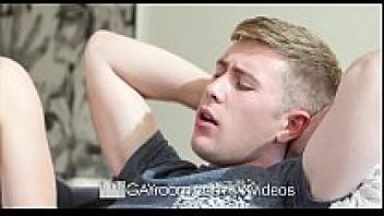 Devin Flare and Dylan Marks turn off the blowjob at GayRoom Apartment.