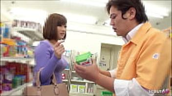 An elderly man in uncensored JAV porn captured a Japanese MILF shoplifter and made him fall in love.