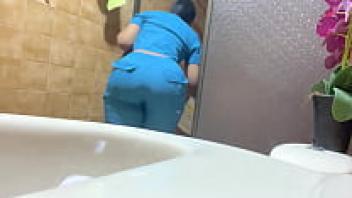 An amateur camera captures a big ass nurse's bbw extreme ass.