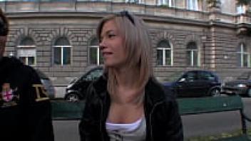 Japanese tourists adore the video