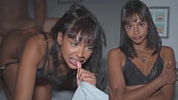 Huge Creampie for an Ebony Babe