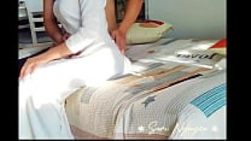 Hue female student—hot chick