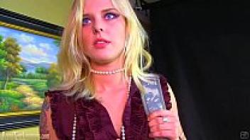 Hot girl in casting interview loveed in a threeway