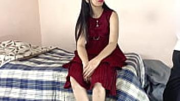 18-year-old girl pussy is loved by daddy's friend.